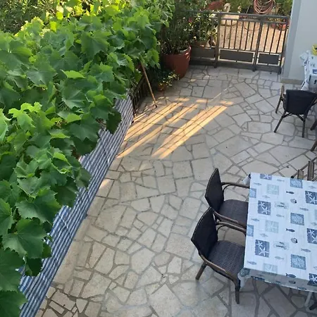 Paco & Bony Apartment