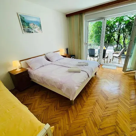 Paco & Bony Apartment Lovran