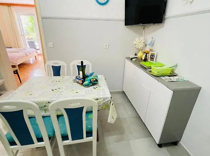 Apartman Paco & Bony Lovran