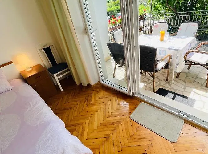 Apartman Paco & Bony Lovran