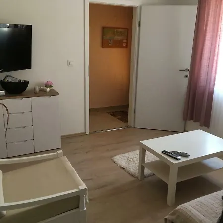 Paco & Bony لوفغان